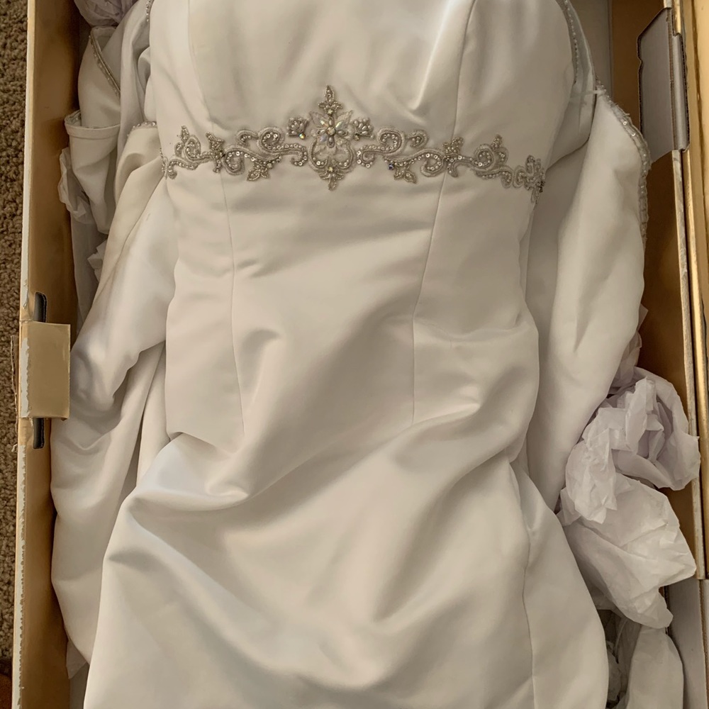 Wedding Dress, Jasmine 00/2